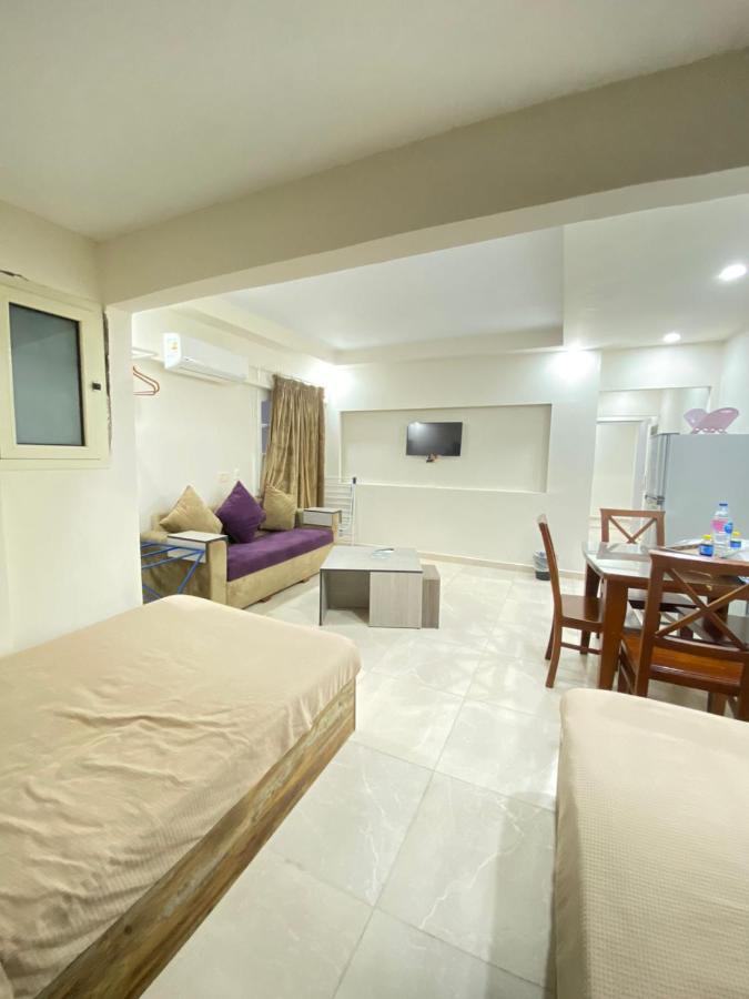 Zafero Families Only Apartment *